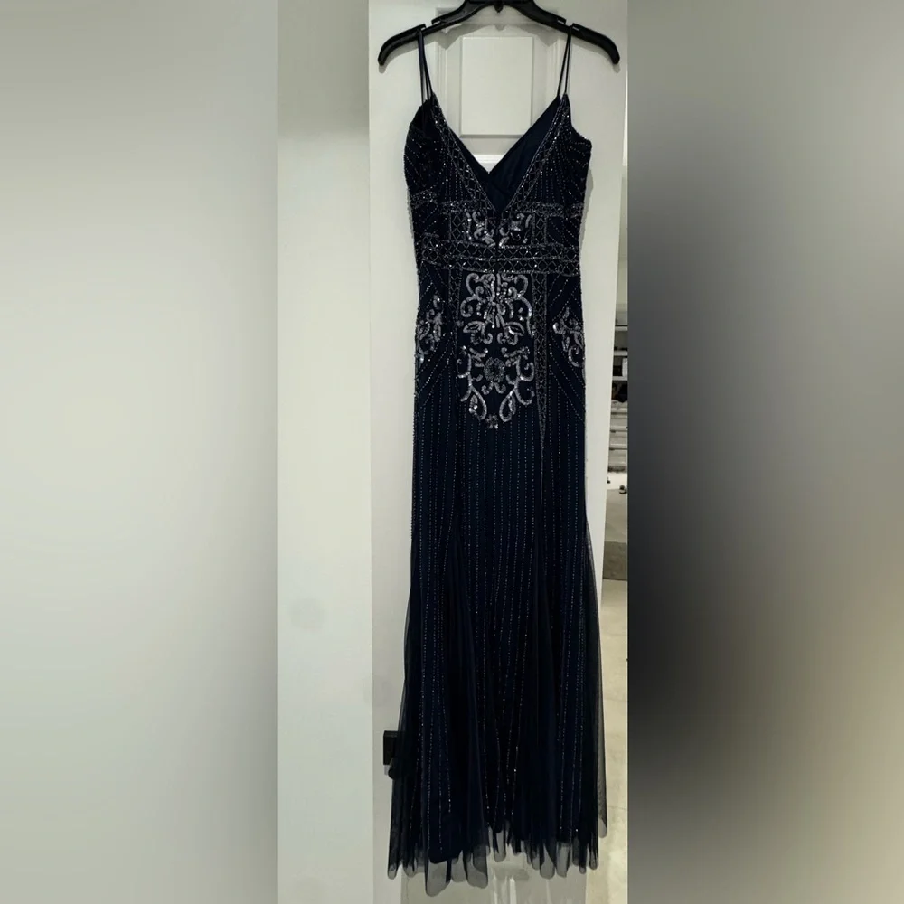 Dress - Picture 3 of 4